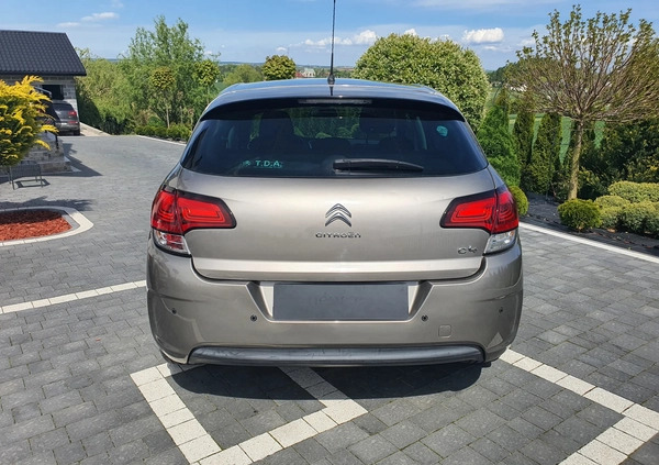 Citroen C4 cena 29900 przebieg: 104000, rok produkcji 2016 z Pyrzyce małe 121